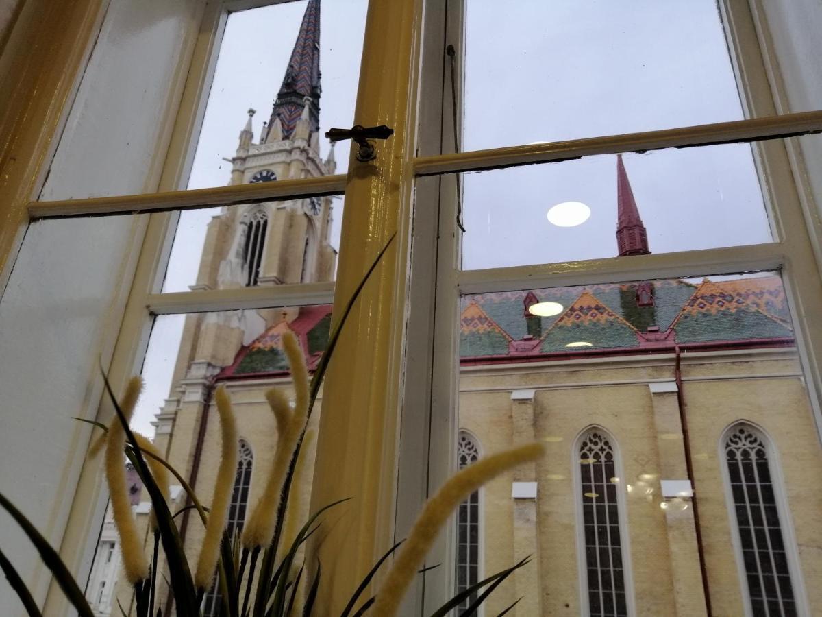 Filinhome Zmaj Jovina Suite โนวีซาด ภายนอก รูปภาพ